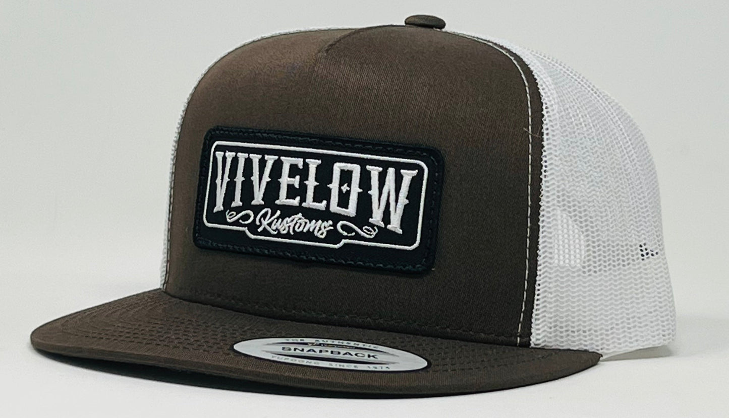 Classic Snapback Brown/ White