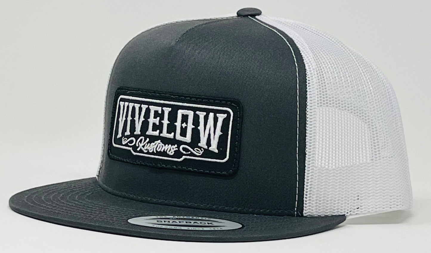 Classic Snapback Charcoal/ White